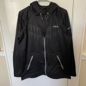 NIKE LEBRON JACKET